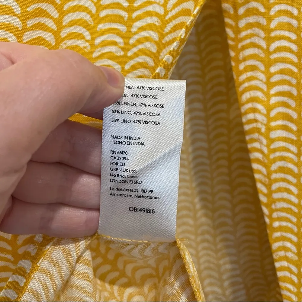 Maeve for Anthropologie Classic Surf Shirt in Abstract Lines - Linen Blend - Image 8