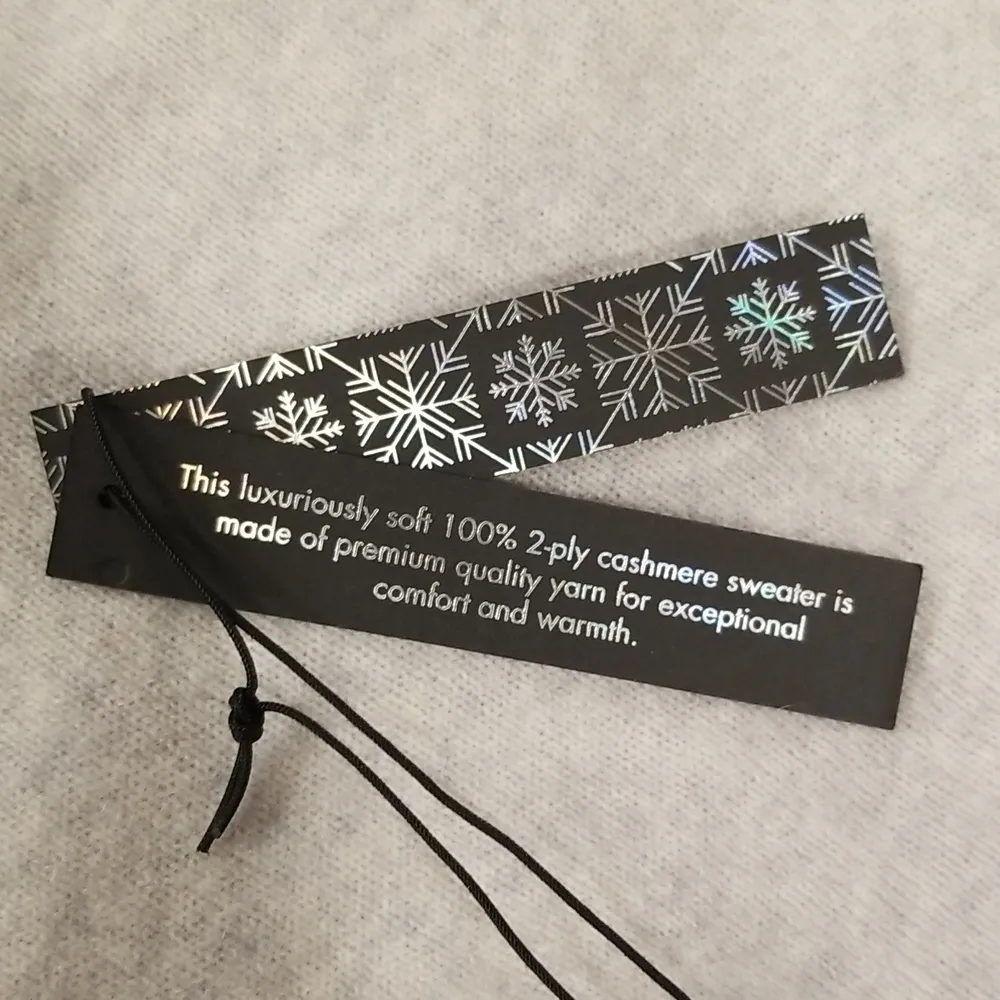 💕TAHARI💕 100% 2 Ply Cashmere V-neck Sweater Light Grey Medium M NWT - Image 7