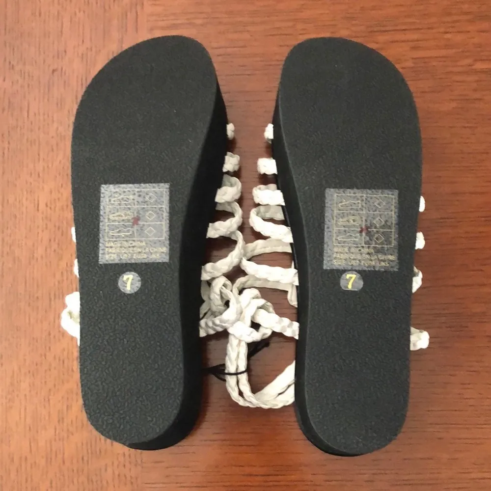 Urban Outfitters Platform Fisherman’s Sandals - Image 14