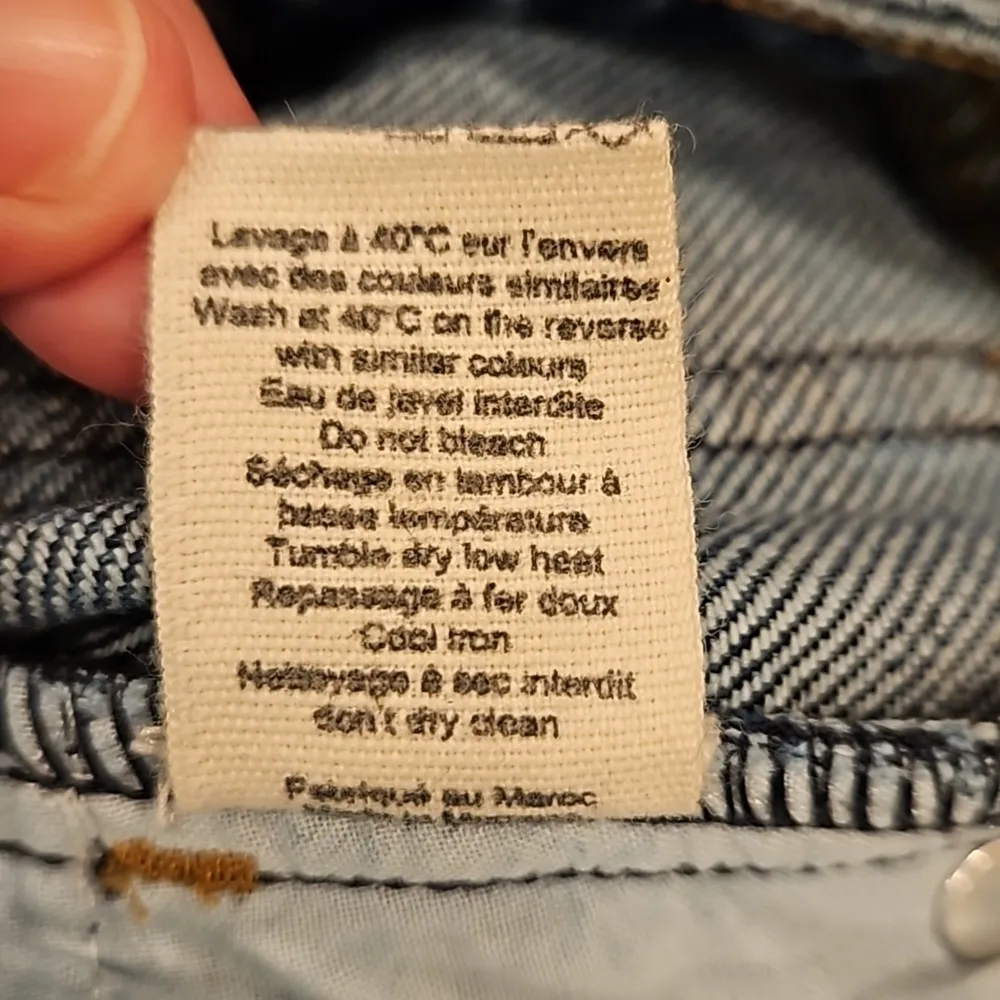 💕ROUJE💕 Raw Hem High Rise Button Fly Ankle Jeans ~ Blue 27 - Image 10