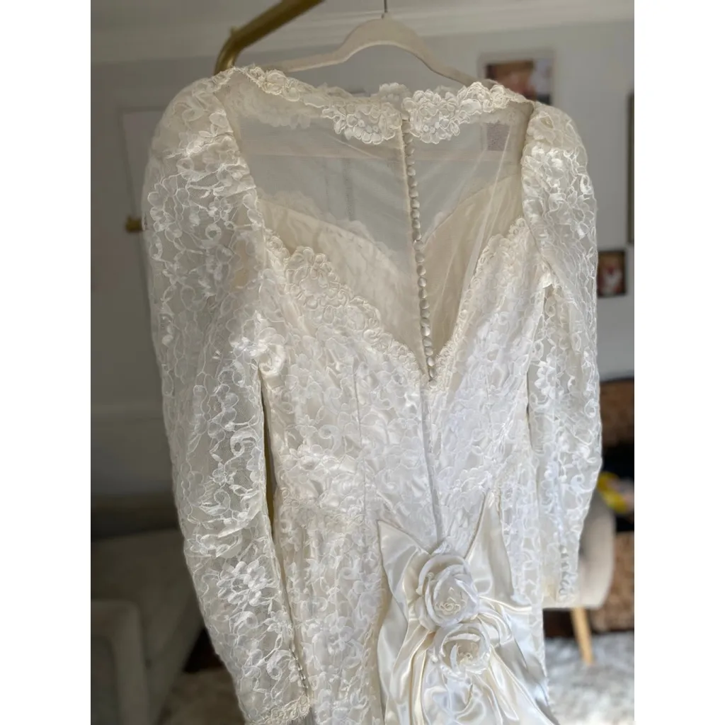 Vintage Romantic Lace Overlay Long Sleeve Wedding Dress Clean Girl Castle Bride White - Image 3