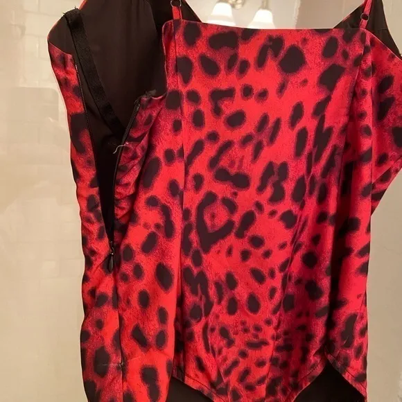 By the way.‎ Red Leopard Bodysuit, V neck, adjustable straps. Side zip, Sz small - Image 9