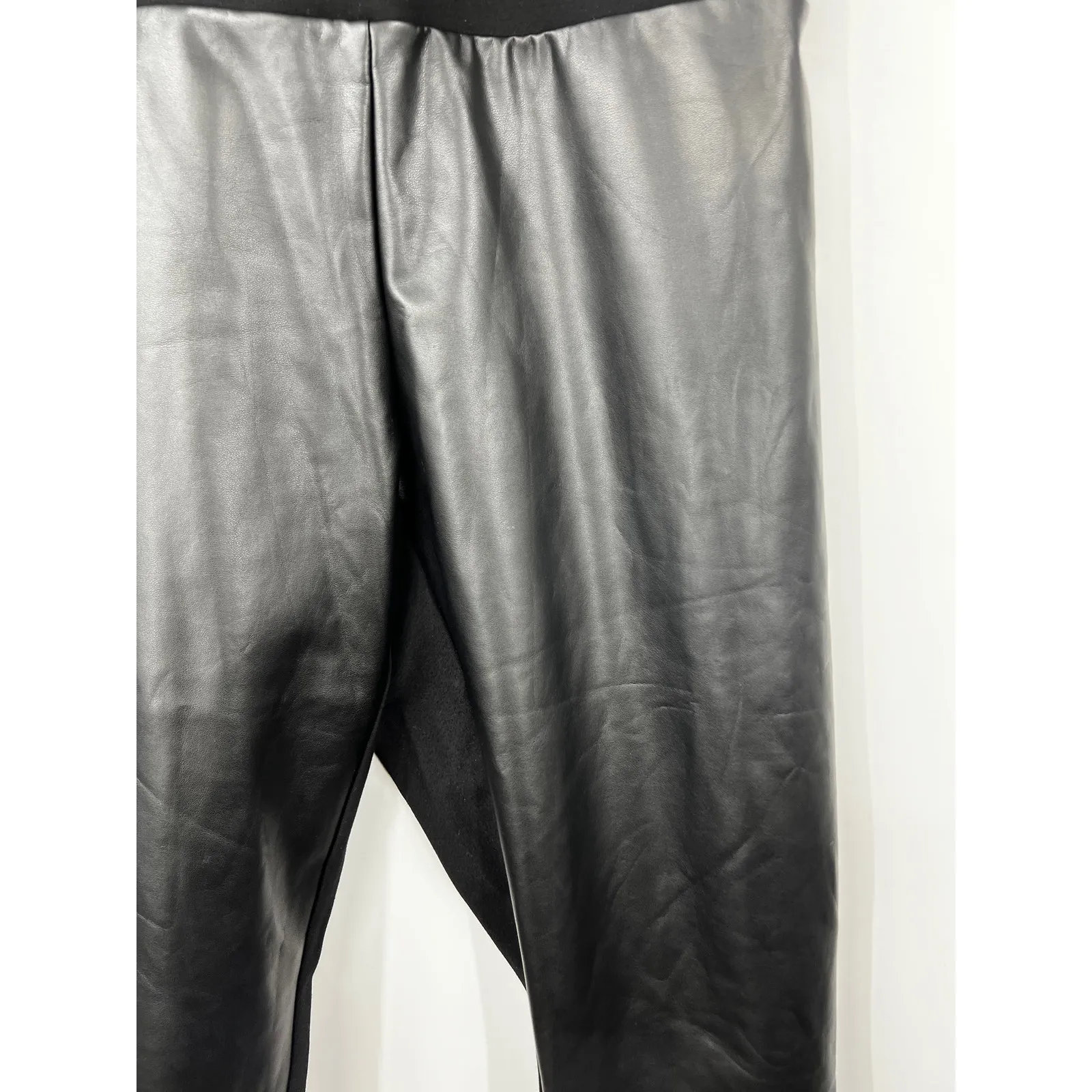 Torrid Pants Womens Faux Leather Front Panel Ponte Pixie Stretch Black Size‎ 1X - Image 3