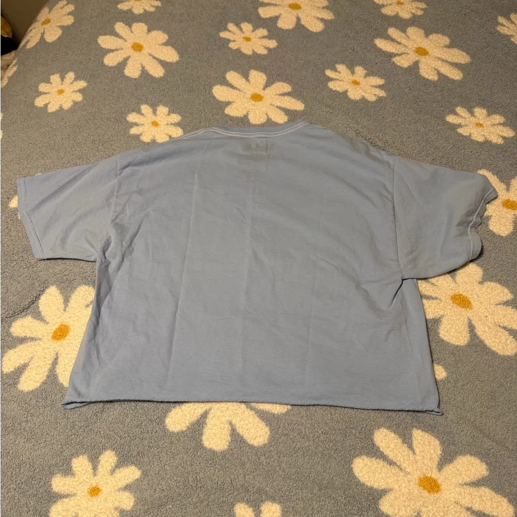 Modelo Blue Graphic Crop Top Size XL - Image 2