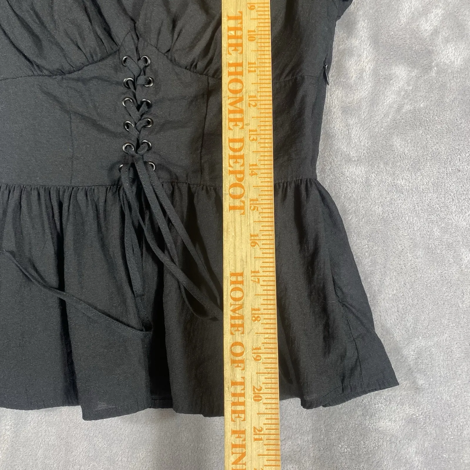 Women's V - Image 13