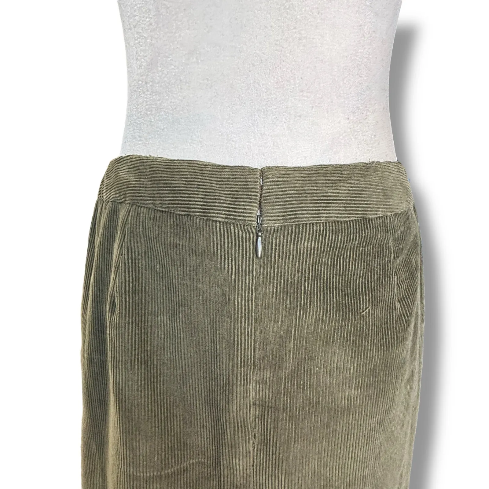Vintage Petites Olive Green Corduroy Skirt Embroidered Autumn Leaves Midi 8P Size 8 - Image 4