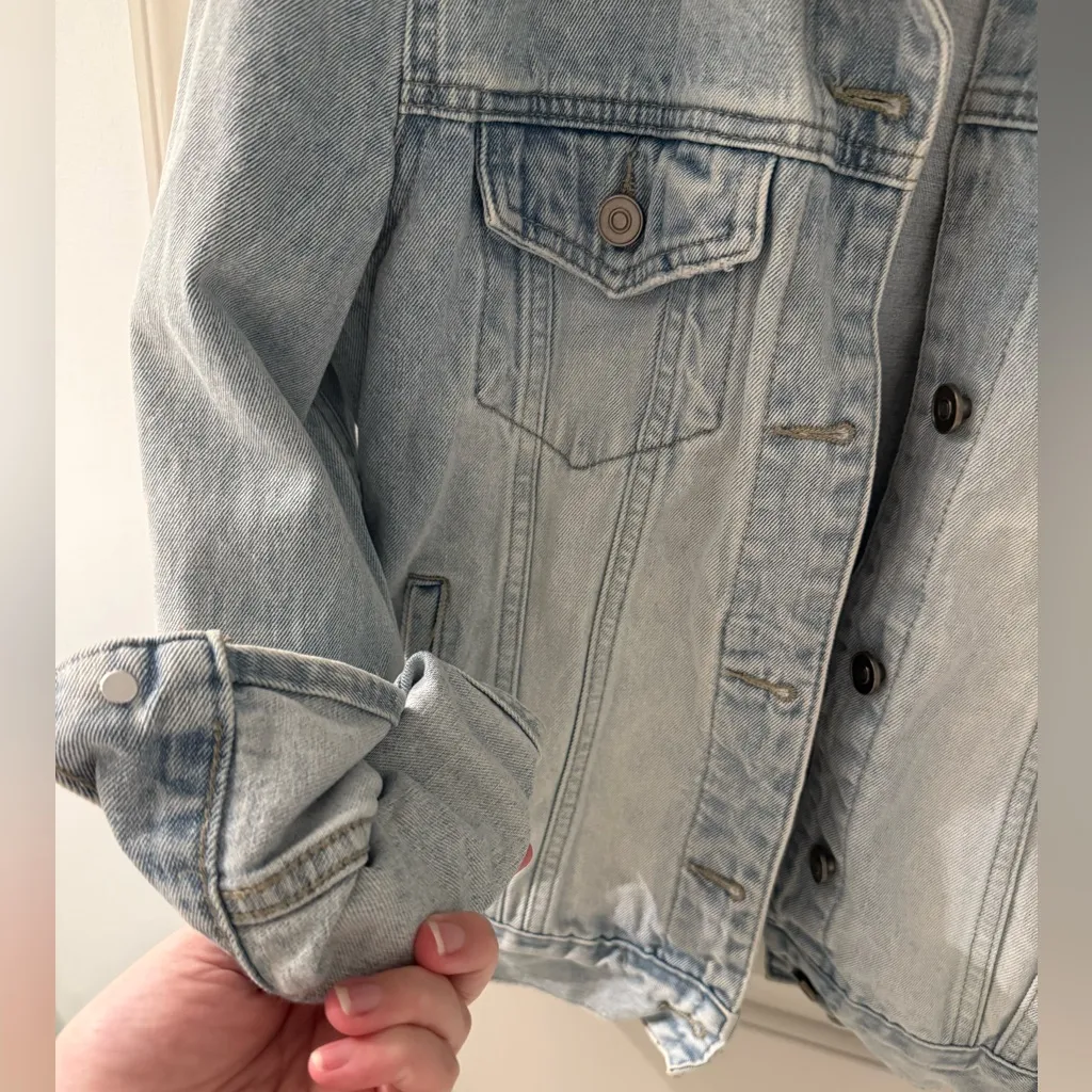 Lulus Lalah Light Wash Oversized Denim Jacket Blue - Size M - Image 5