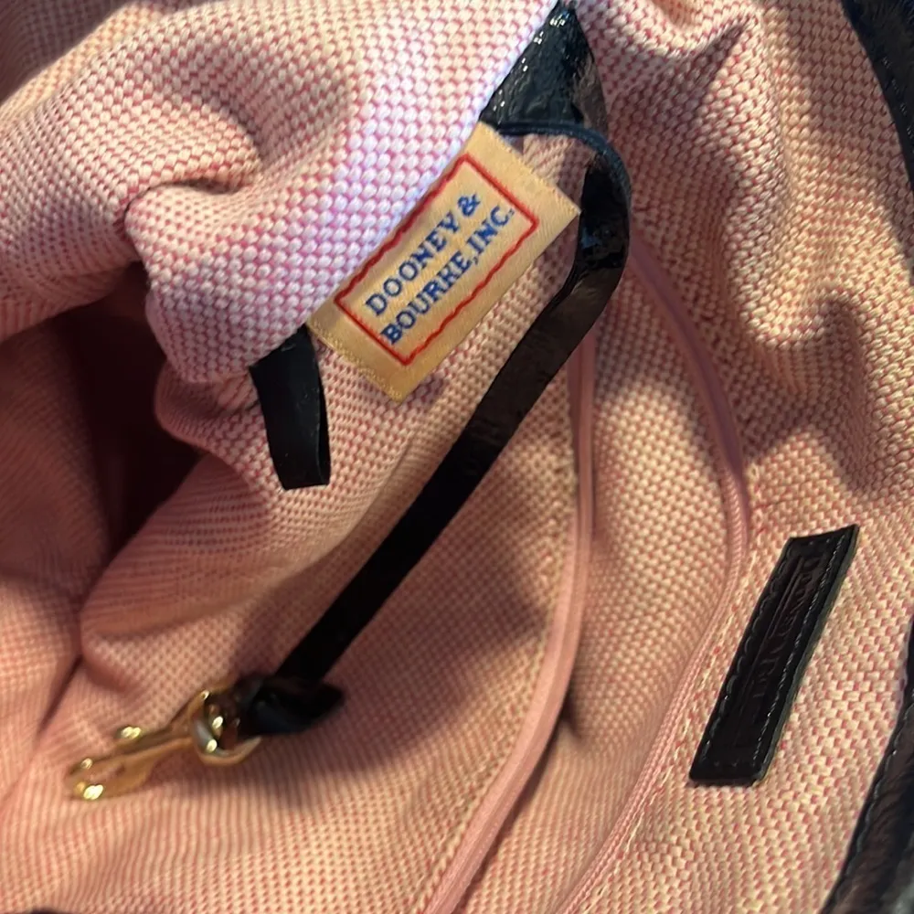 Black Patent Dooney & Bourke Purse - Image 13