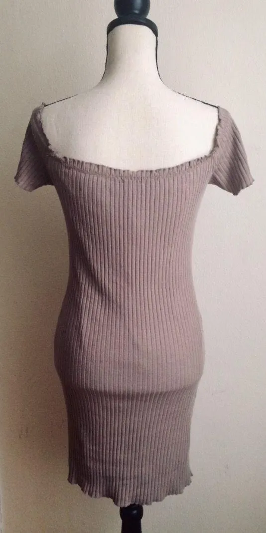 Beige Midi Dress, Off-the-Shoulders Sleeves, XL - Image 2