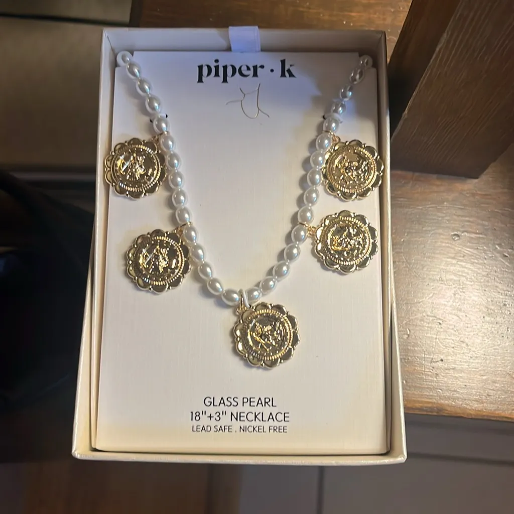 Glass pearl necklace 18+3 inches lead safe nickel free - Image 3