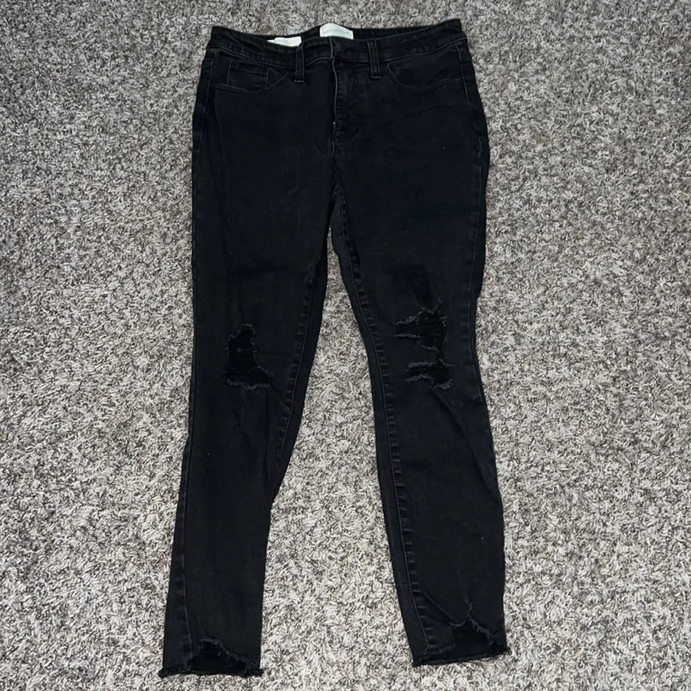 Universal Thread mid rise black skinny jeans - Image 2