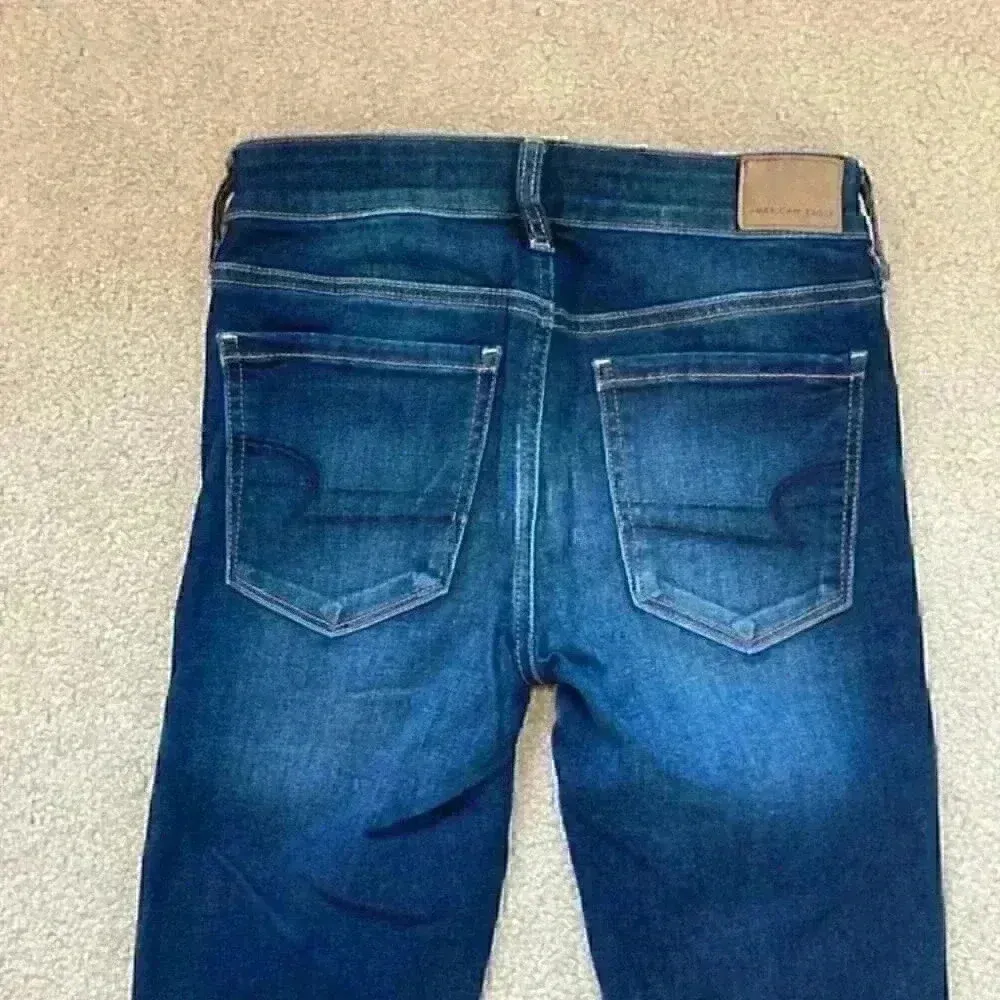 American eagle ripped jeggings in size 2 - Image 5