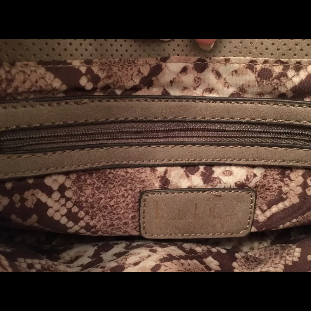 NWOT Nicole Miller Crossbody bag - Image 4