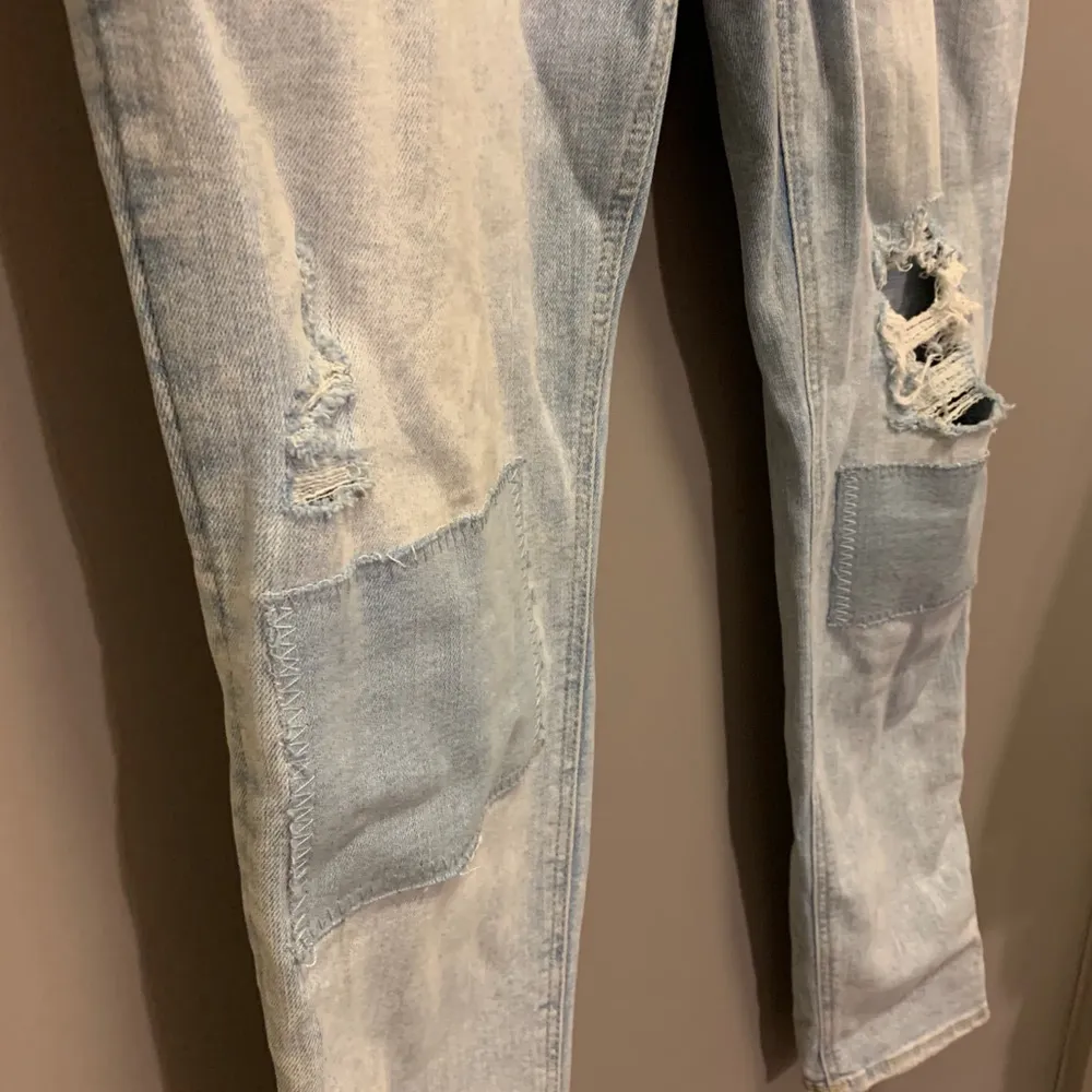 Old Navy Rockstar Super Skinny Jeans Size 8 - Image 3