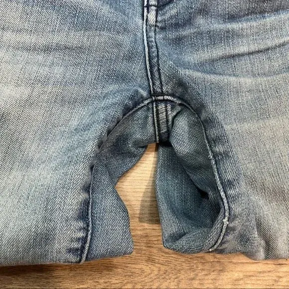 Light Wash Skinny Skinny Raw Hem Distressed Denim Jean sz 25 - Image 6