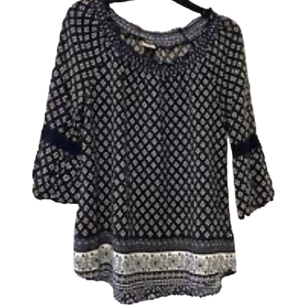Faded Glory black & white boho blouse - Image 5