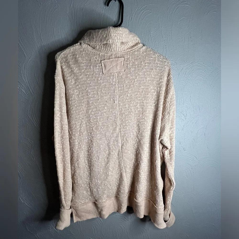 Free People “We the Free” tan oversized turtleneck sweater size small - Image 2
