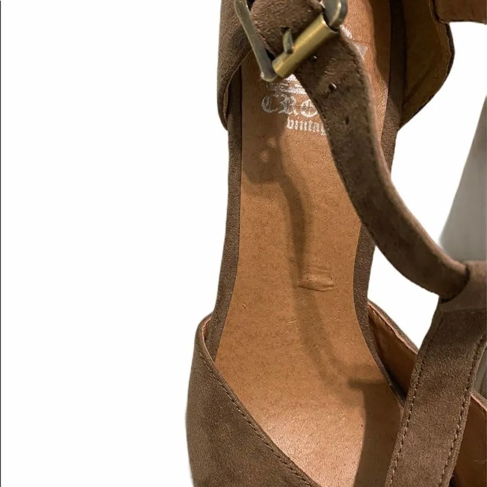 Crown‎ Vintage Mary Jane Peep Toe Bow Wedge Taupe 7 Tan - Image 4