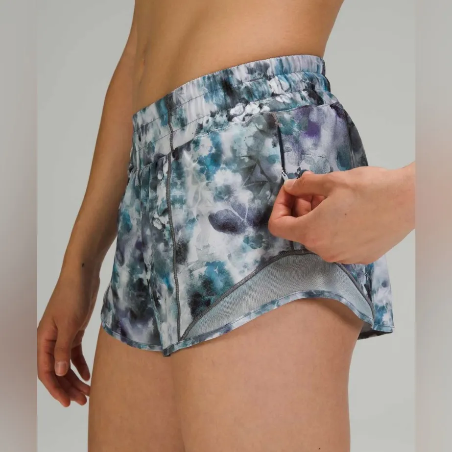 Lululemon Hotty Hot Low Rise 2.5” Shorts Kaleidofloral Multi Color Blue Size 10 - Image 5