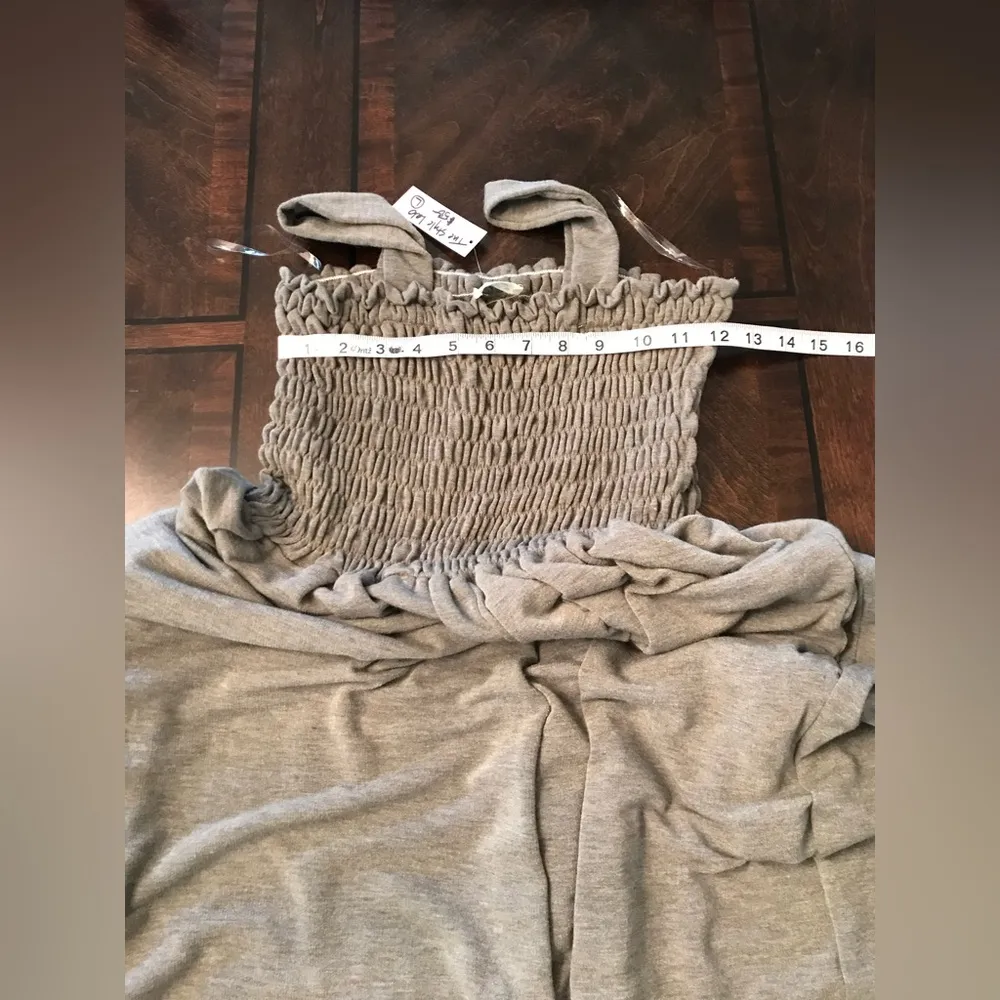 NWT Gray Sleeveless Smocked Top Wide Leg Jumpsuit Sz L Size L - Image 7