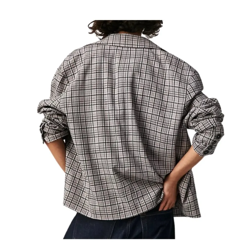 Free People  Cali Plaid Blazer. Size medium - Image 3