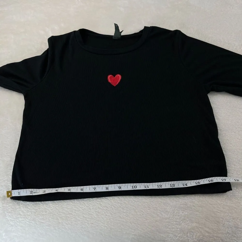 Wild Fable Crop Top T Shirt Womens XL Black Heart Fitted Stretch Casual Y2K Cute - Image 9