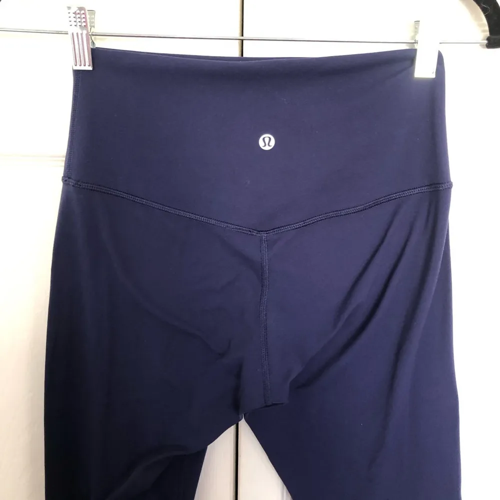 Purple Midnight Orchid lululemon Align Cropped Legging Size 6 - Image 5