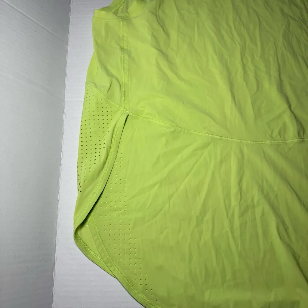 Lululemon High Neck Split Hem Run Tank - Image 5