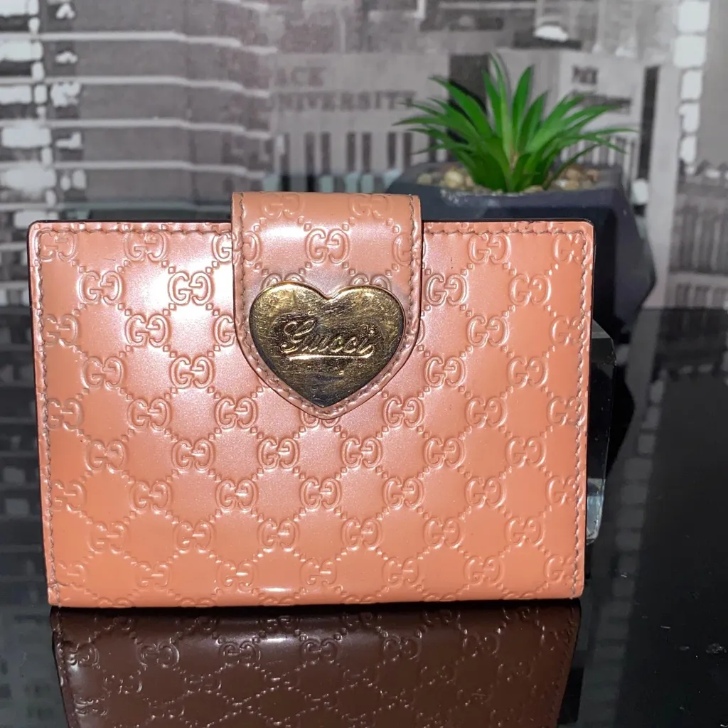 Authentic Gucci Micro GG Guccissima Heart Card Holder - Image 4