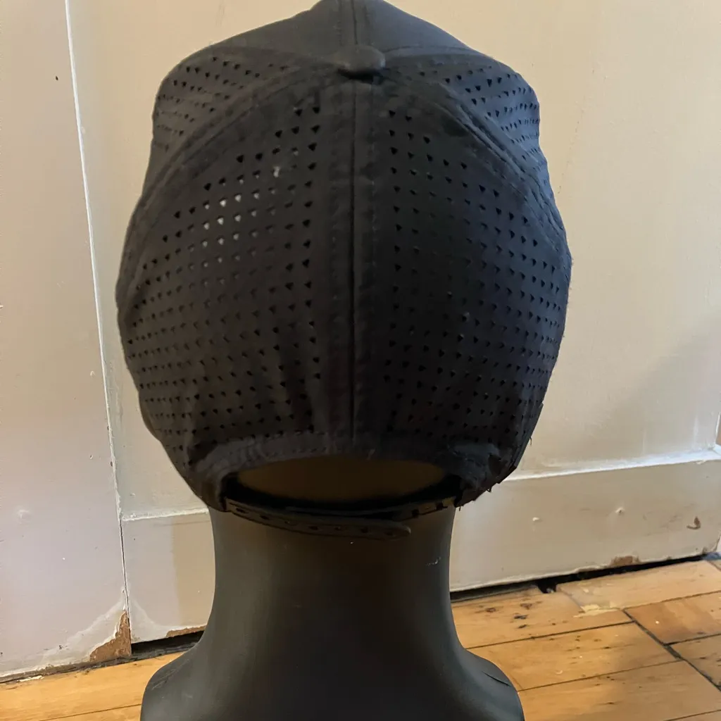 Runners Original Black SnapBack Hat - Image 4