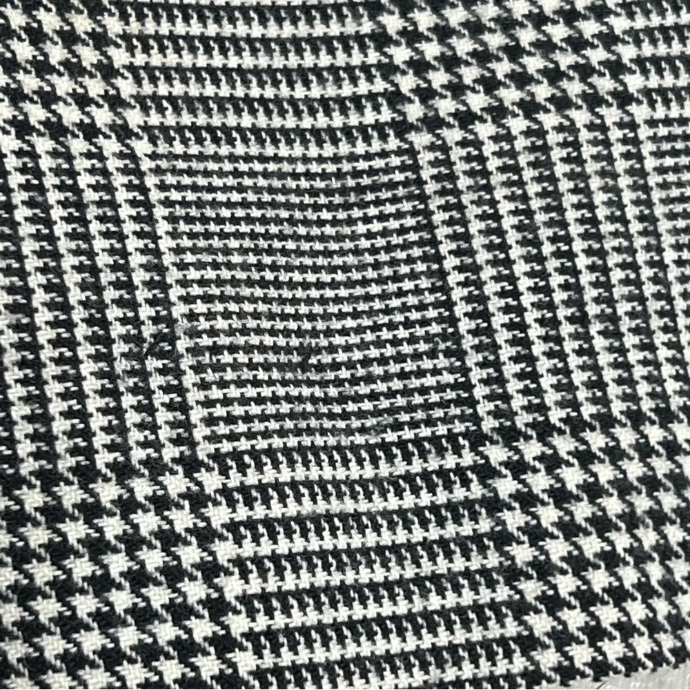 Vintage women’s dress 10 black white houndstooth missing belt made in USA - Image 14