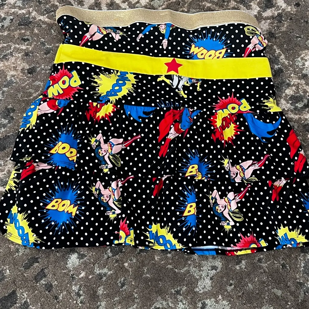 Woman Hero Comic Book Print Skirt with Gold and Yellow Accents - Image 5
