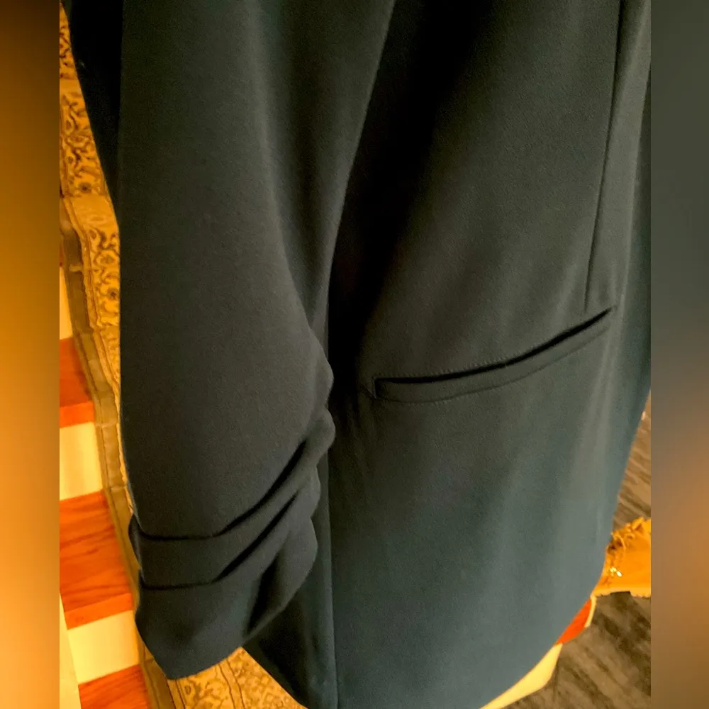 NWT Tahari Open Front Blazer - Image 2