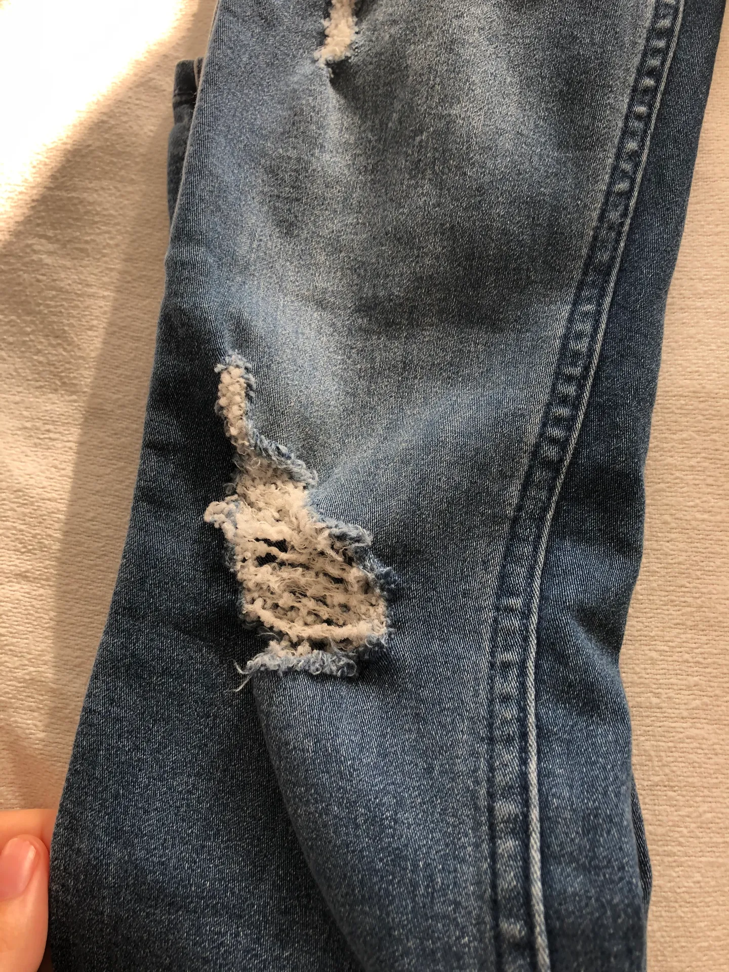 Abercrombie & Fitch Jeans - Image 4