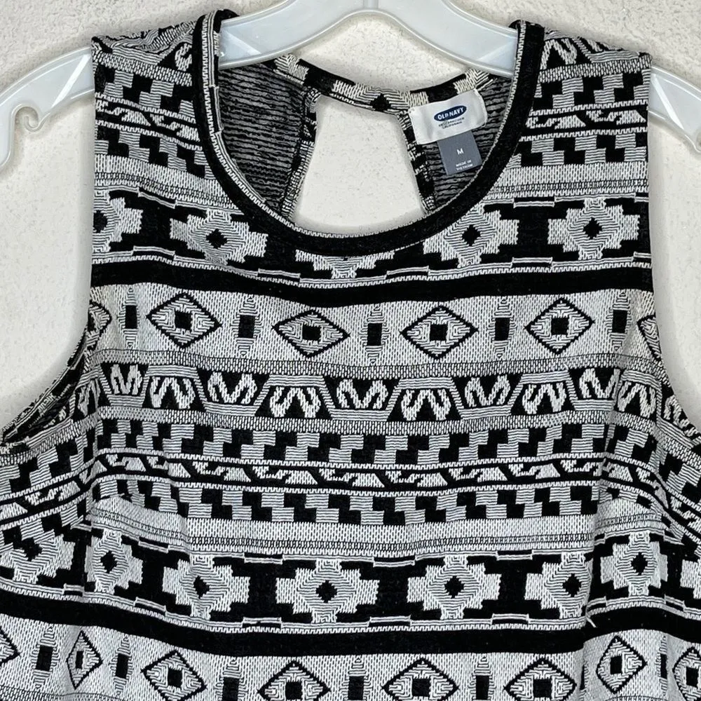 Old Navy Top - Image 6