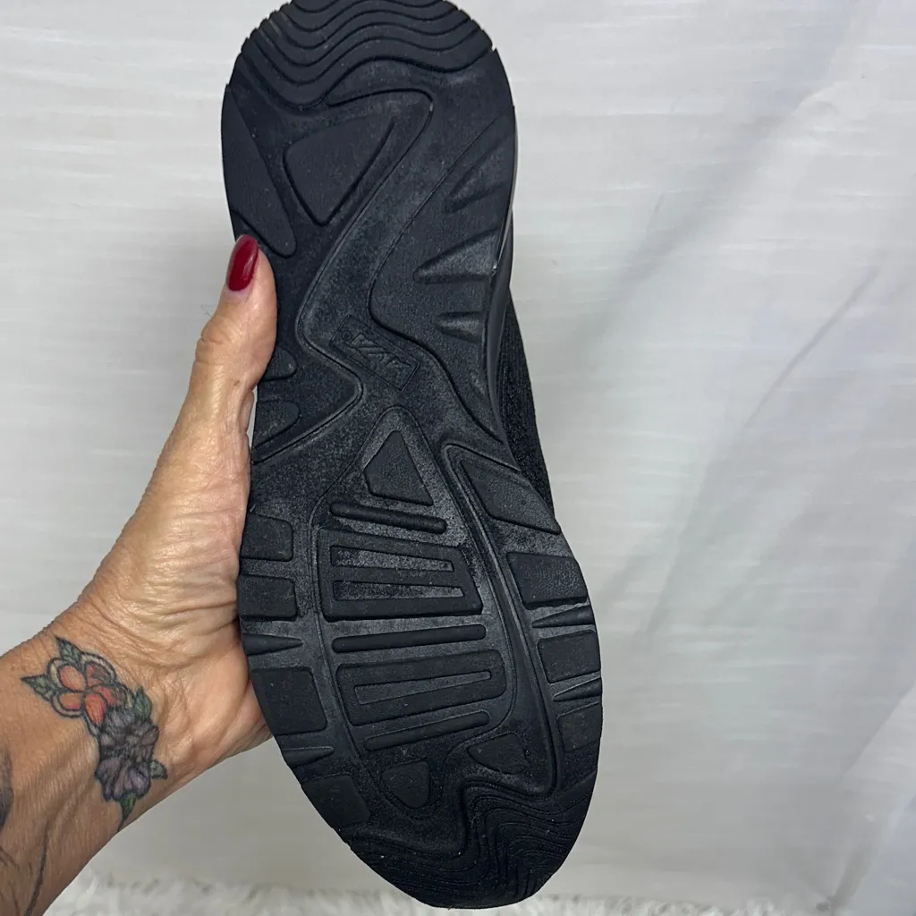 Avia Women's Black Athletic Shoes - Image 9