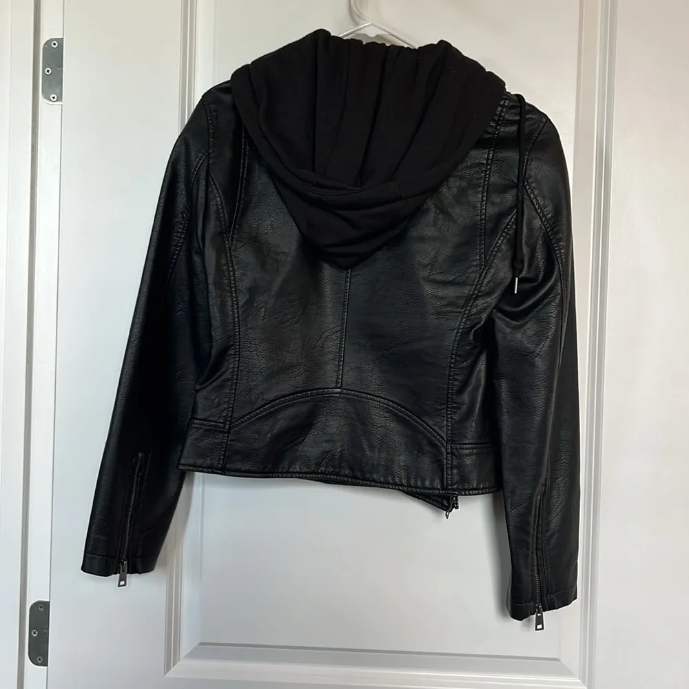 Levi’s Faux Leather Moto Jacket with Hood - Image 11