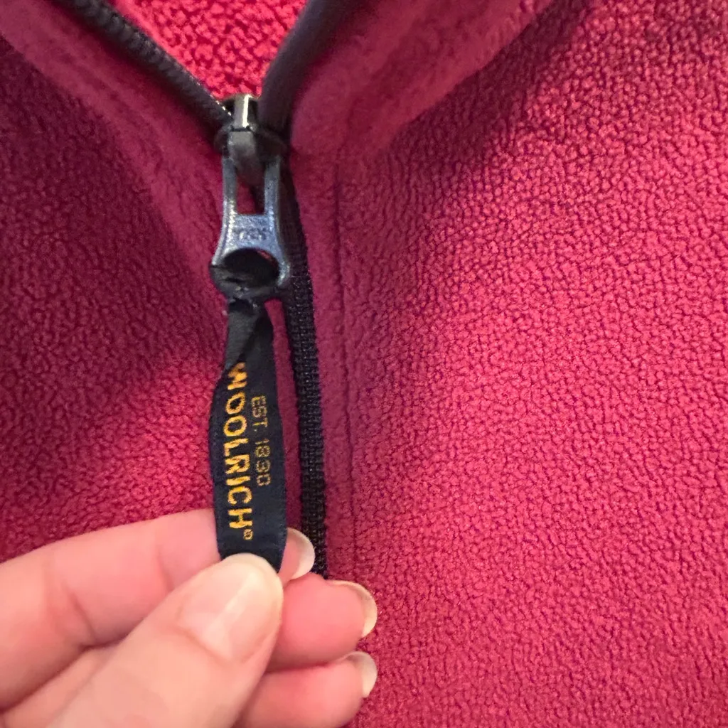 Woolrich Jacket Womens Medium Red Vest Coat Fleece Hiking Logo Full Zip - Image 2