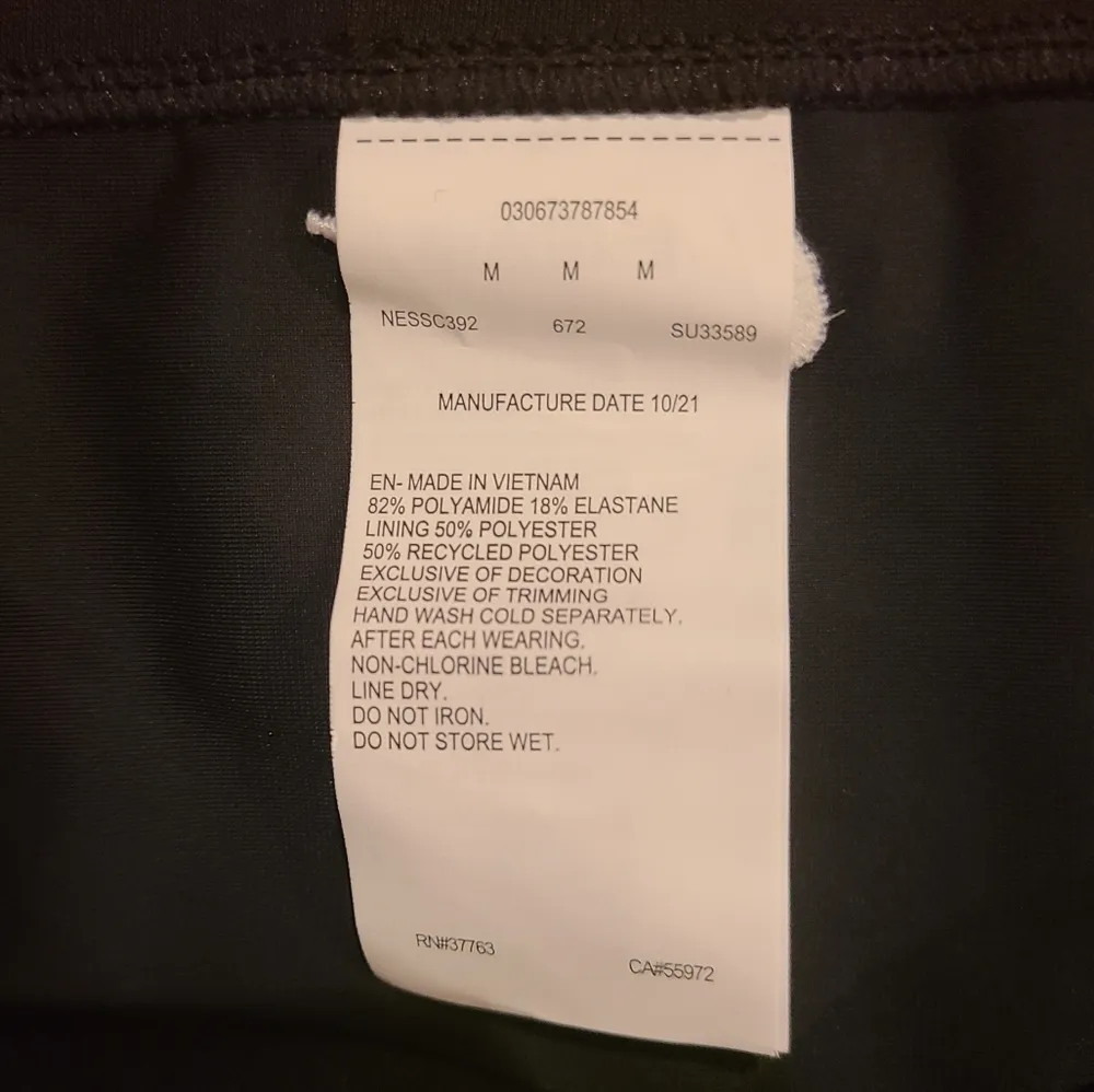 Nike 2pc Swimwear Size Medium - Image 9