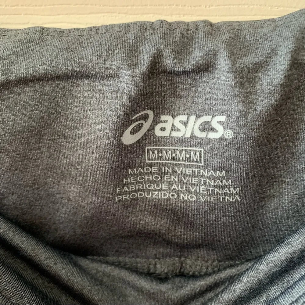 Like New ASICS Running Tights - Image 4