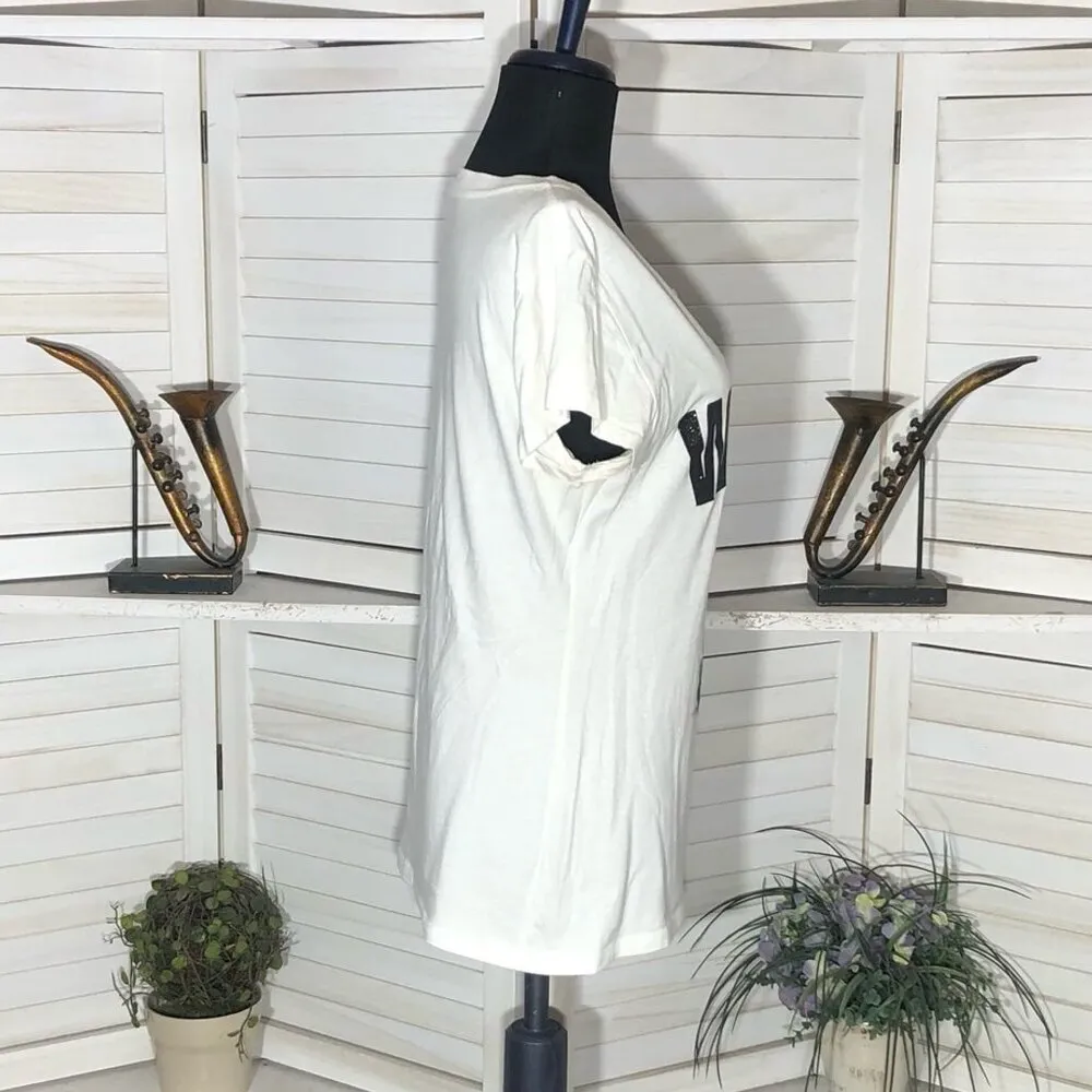 Despicable Me Minion Graphic T Shirt White Yellow Junior XL Size undefined - Image 3