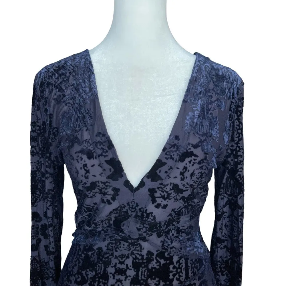 FREE PEOPLE Navy Lace Velvet Long Sleeve Top - Image 2