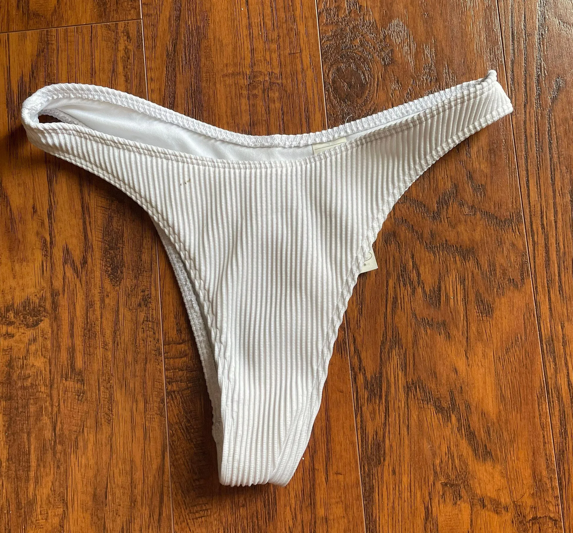 Hollister White Ribbed Bikini Bottoms - Image 5