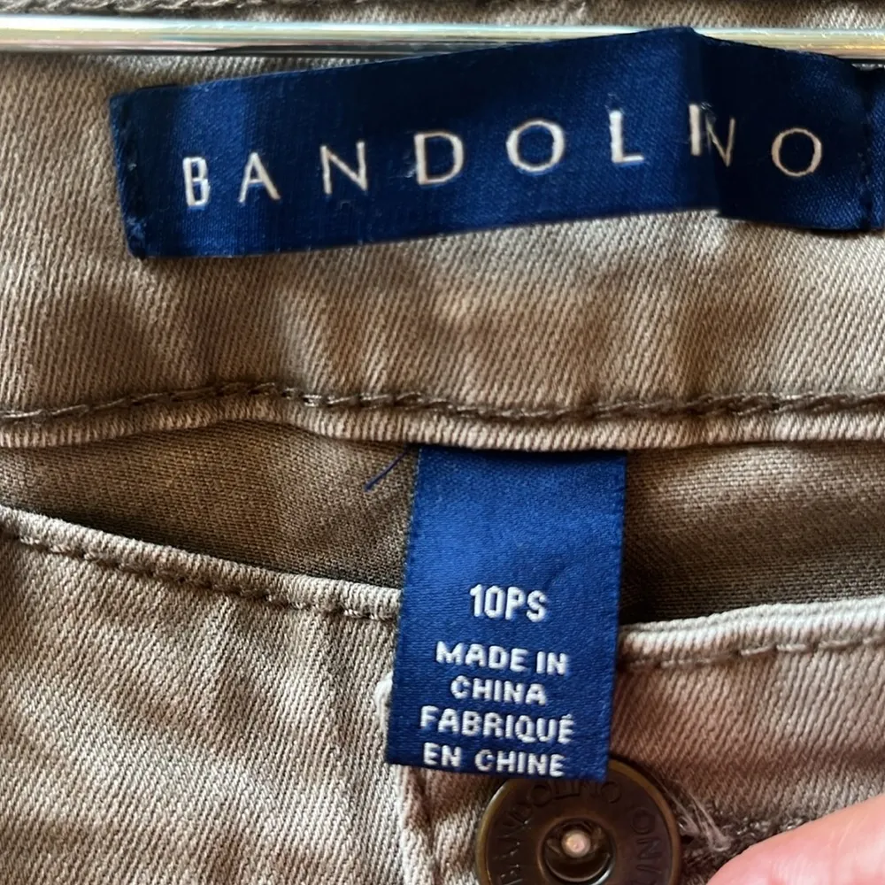 Bandolino Comfy Stretchy Tan Jeans - Image 7
