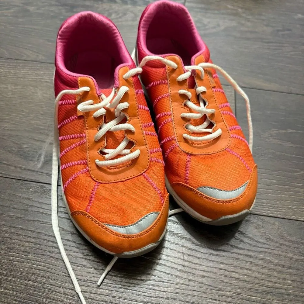 VIONIC Women’s 9.5 Orange Alliance Sneakers Athletic - Image 2