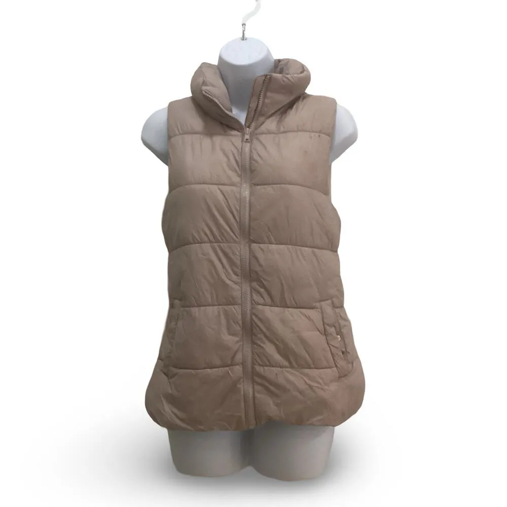 Old Navy Frost-Free Puffer Vest - Image 2