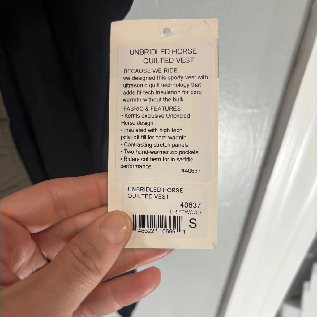 NEW KERRITS UNBRIDLED HORSE QUILTED VEST DRIFTWOOD COLOR SMALL EQUESTRIAN RIDING - Image 11