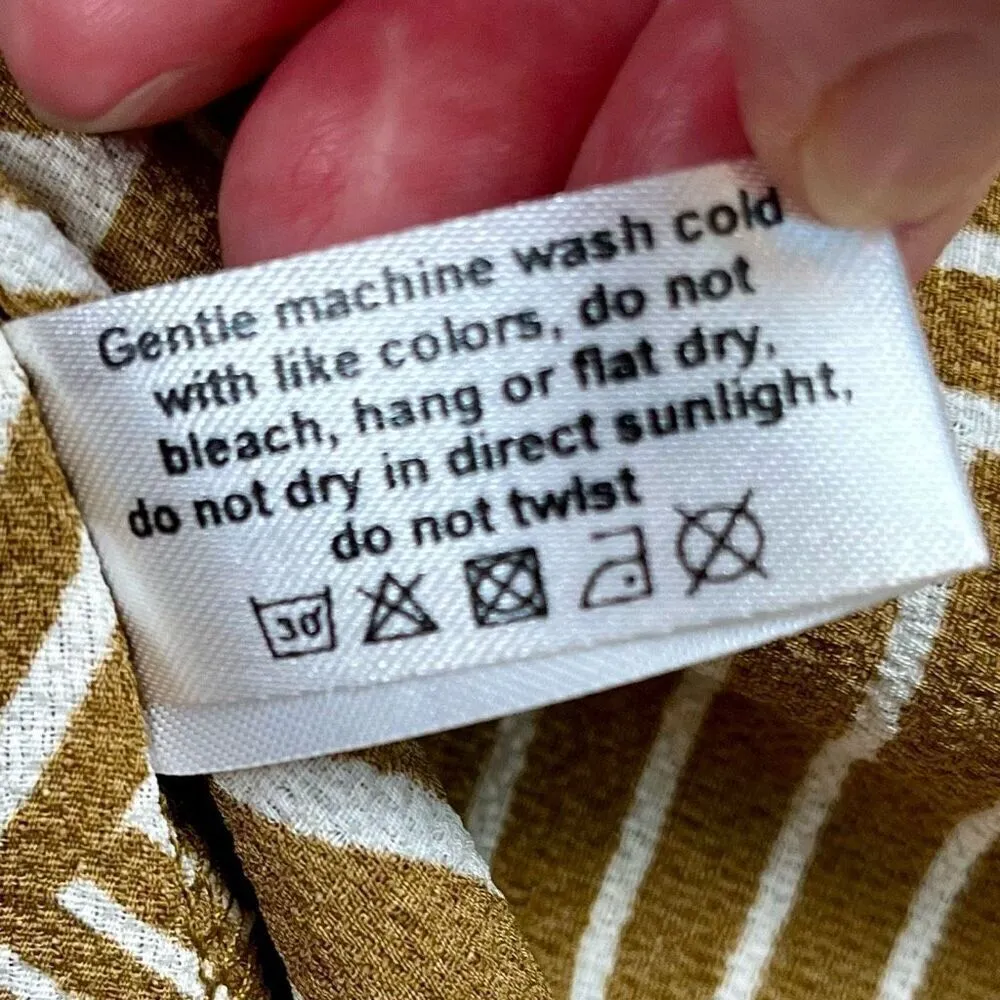 NWT Yak & Yeti Geometric Halter Tank Top Small Brown - Image 9