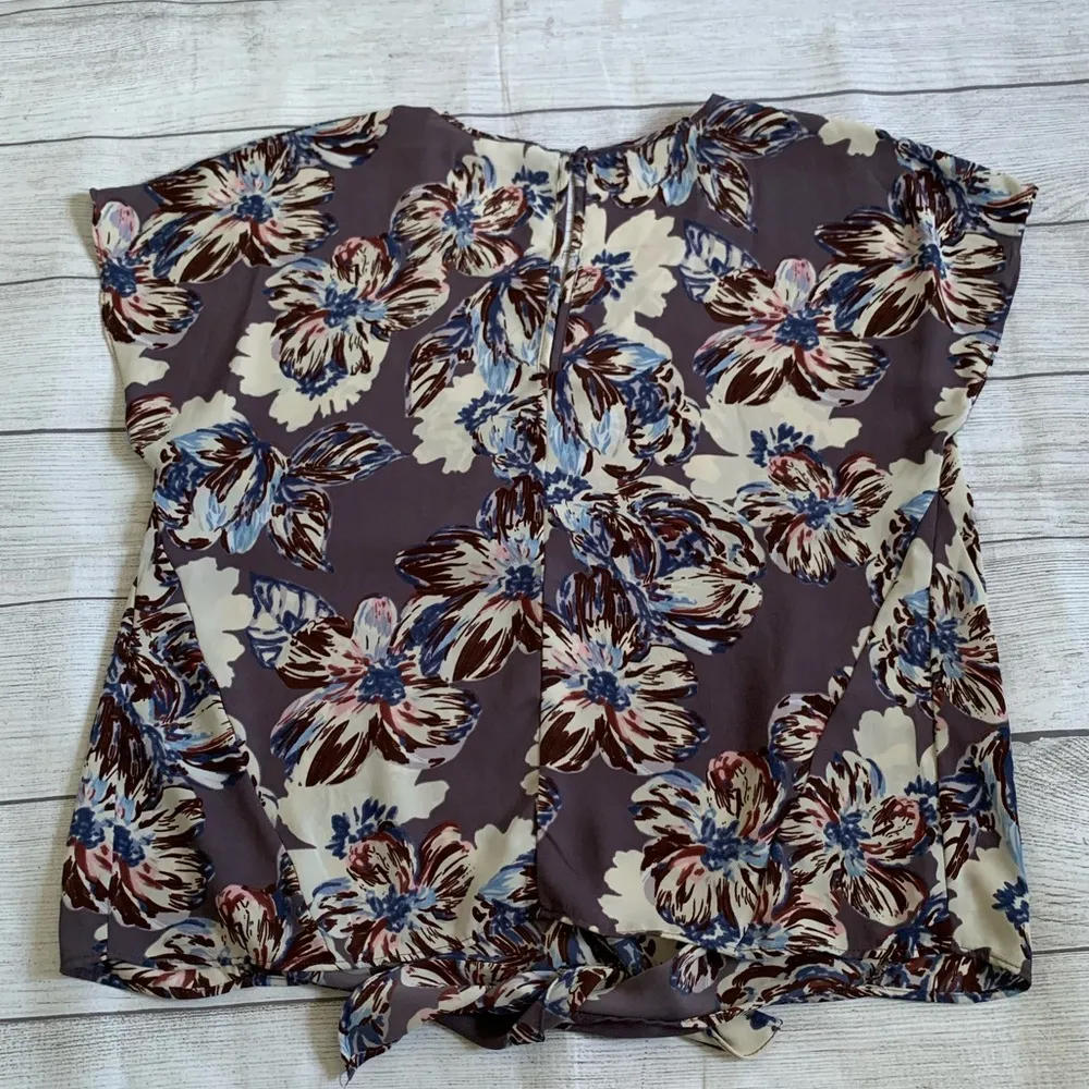 Sienna Sky Floral Print Flutter Sleeve Tie Front Blouse - Image 5
