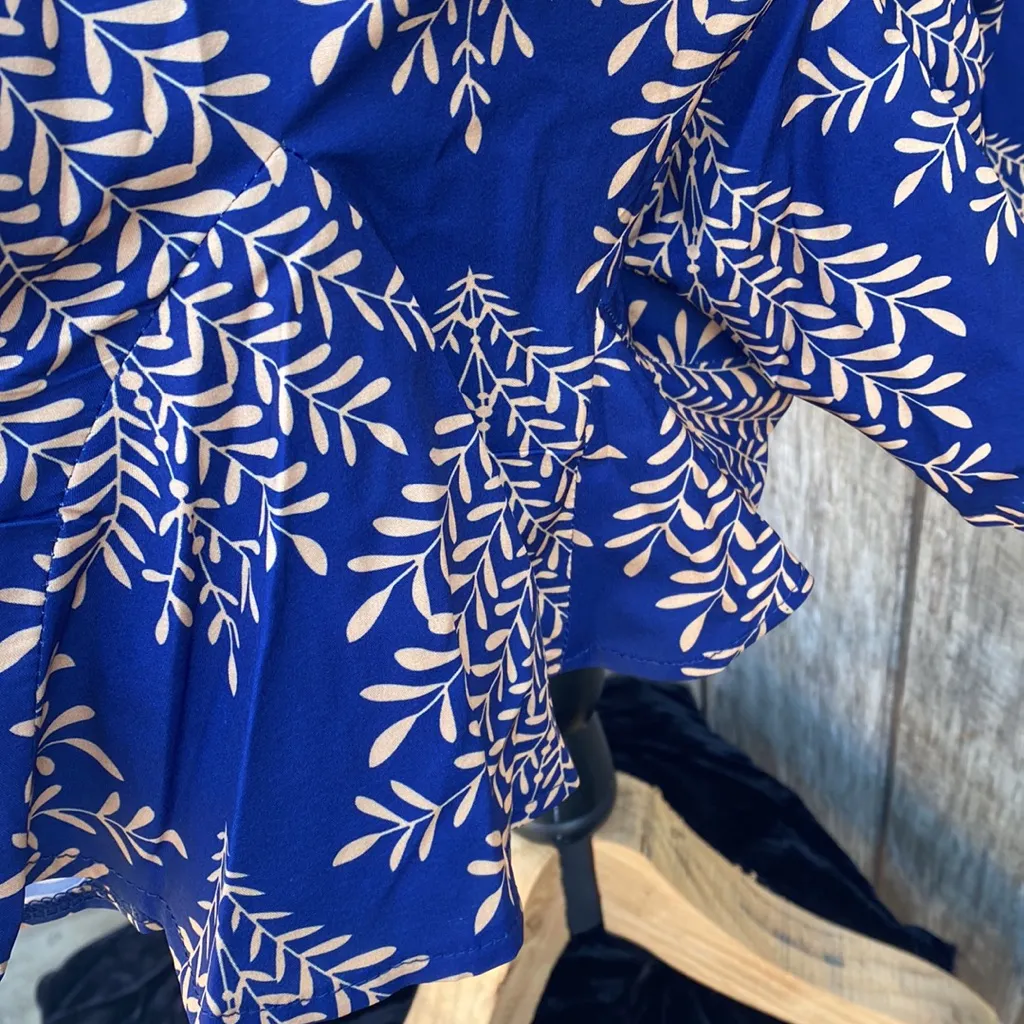 Cupshe V Neck Sleeveless Geo Print Flounce Short Mini Dress Size XL - Image 6